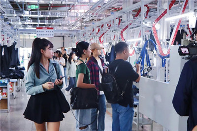 學在南山，益在長遠 '南山智尚杯'2023年職業裝與交通運輸行業制服設計大賽大師課圓滿結課